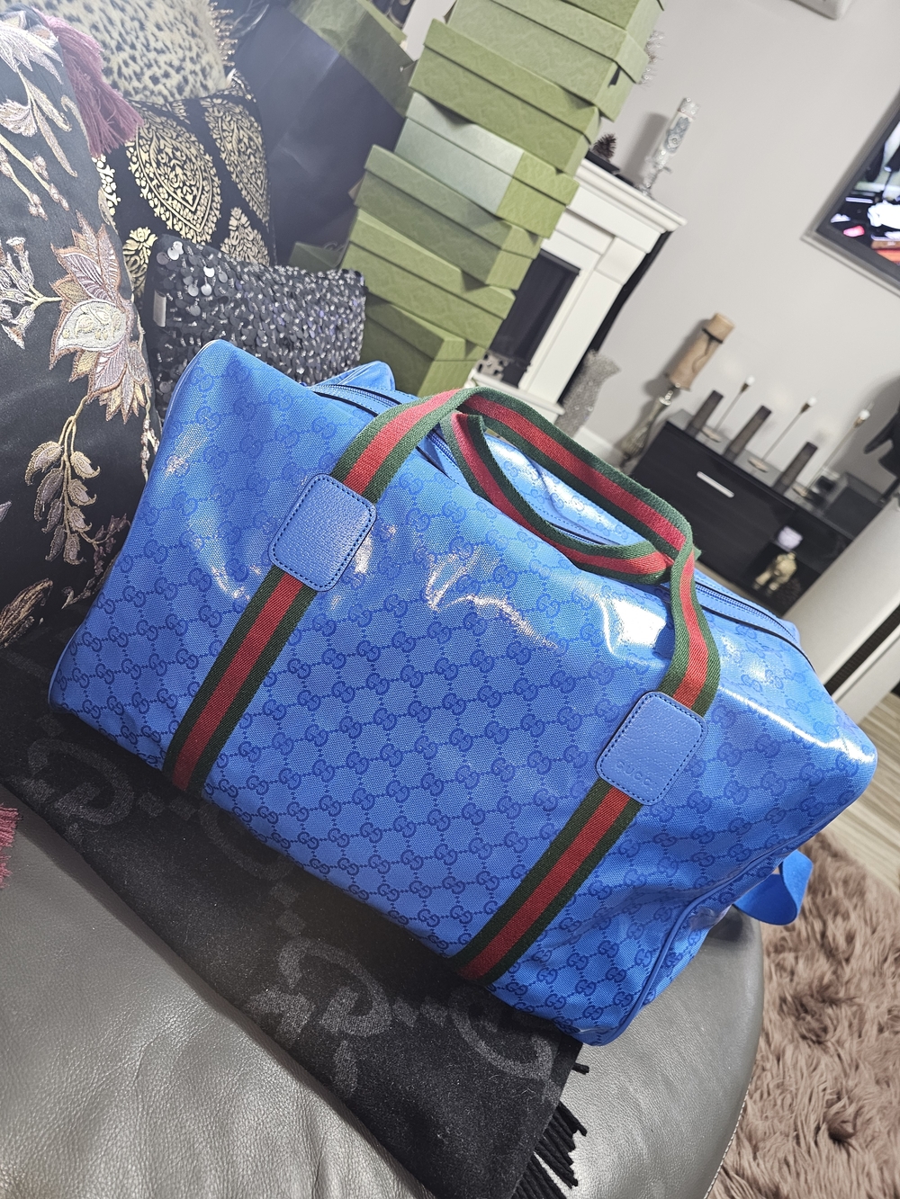 New Gucci Bright Blue GG Supreme Duffle with Signature Red-Green Web
